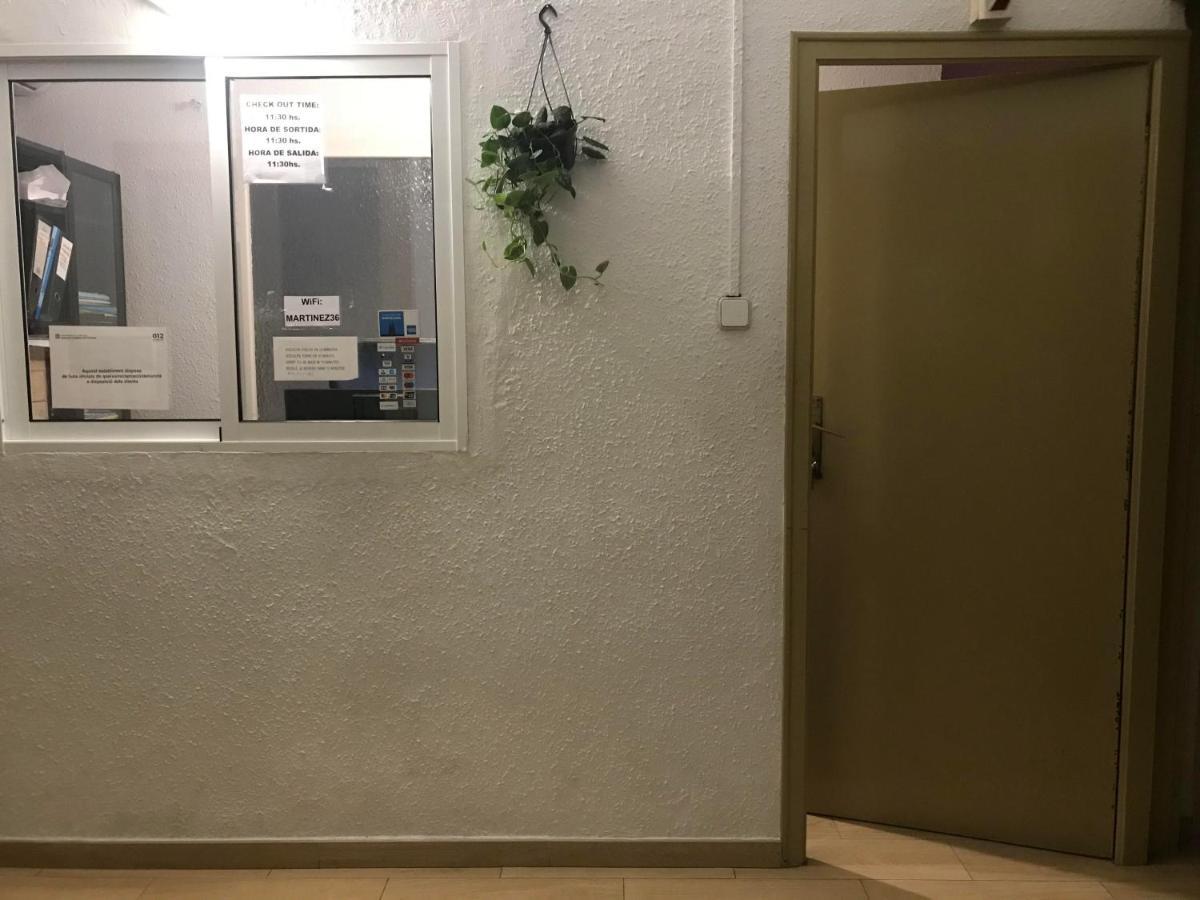 Hostal Muntaner - Barcelona — Fotos 1